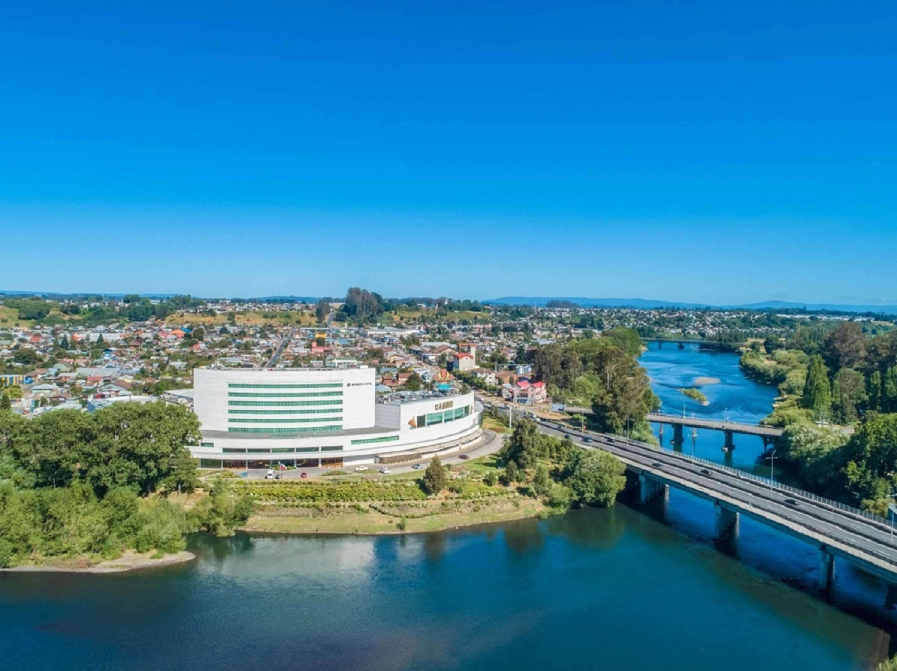 Sonesta Hotel Osorno Exterior foto Aerial view of the Waikato Hospital